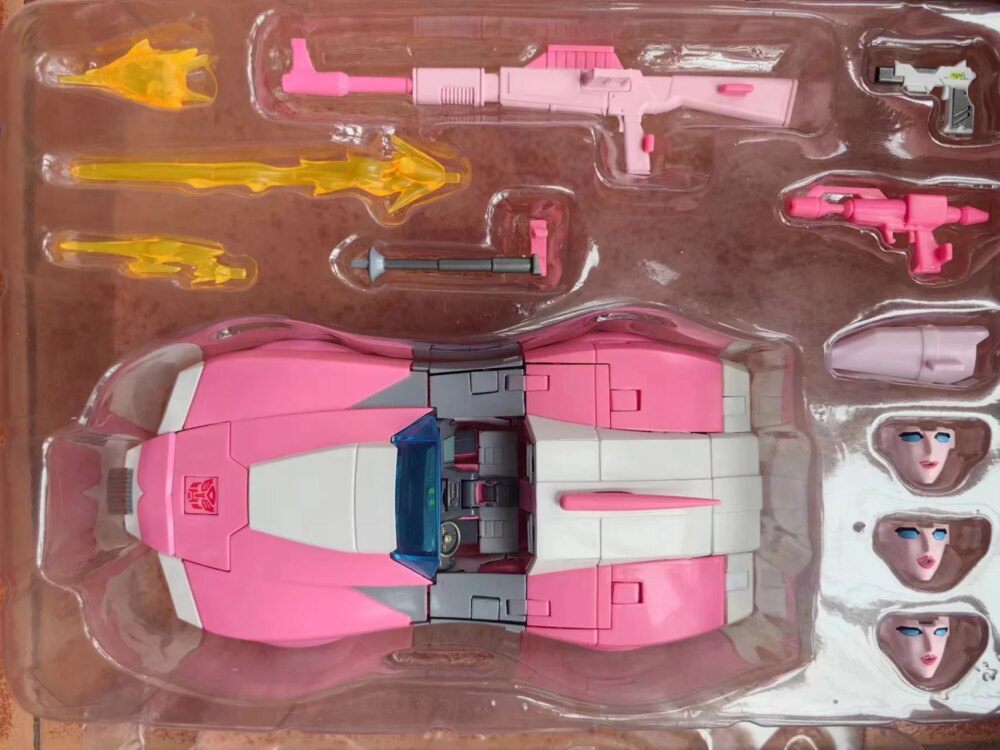 Transformers Masterpiece MP-51 Arcee Transforming Robot Action Figure - Reproduction Version - Image 2